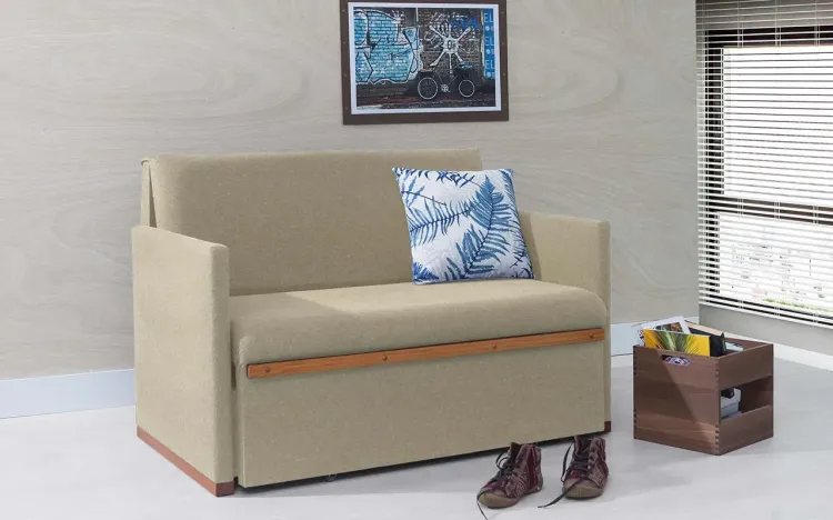 SOFÁ CAMA PEQUENO THIN - SOFÁ BICAMA ESTOFADO VERNIZ MEL TECIDO BEGE 125X90X85CM