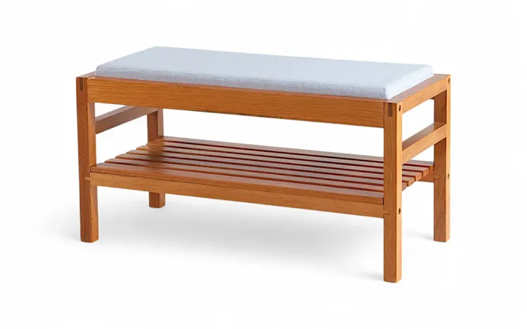 BANQUINHO SAPATEIRA ESTOFADO KERB VERNIZ JATOBÁ TEC. ALGODÃO RÚSTICO CINZA CLARO 90X40X48CM